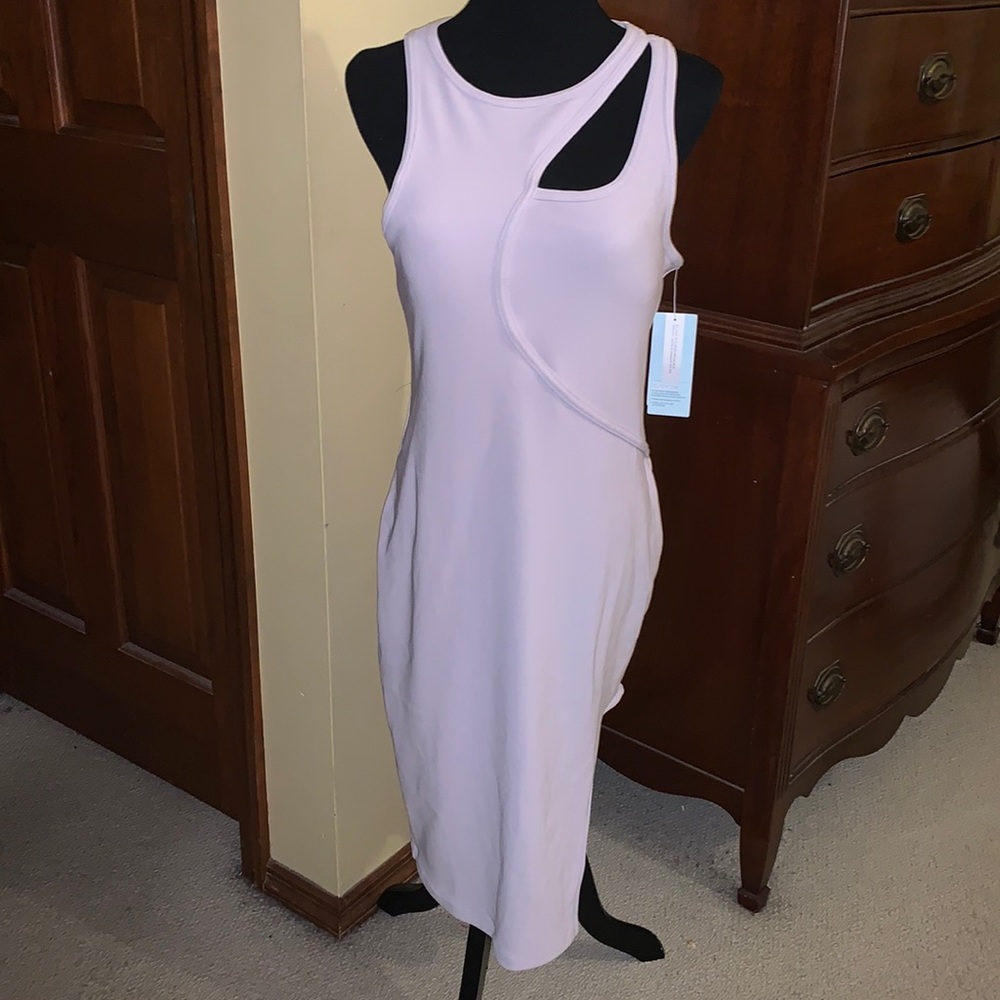 New With Tags Zella Yoga Stretchy Mid Length Lavender.